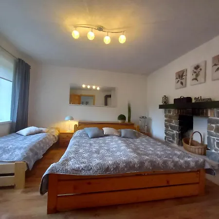 Nela Háj U Loučné Pod Klínovcem *